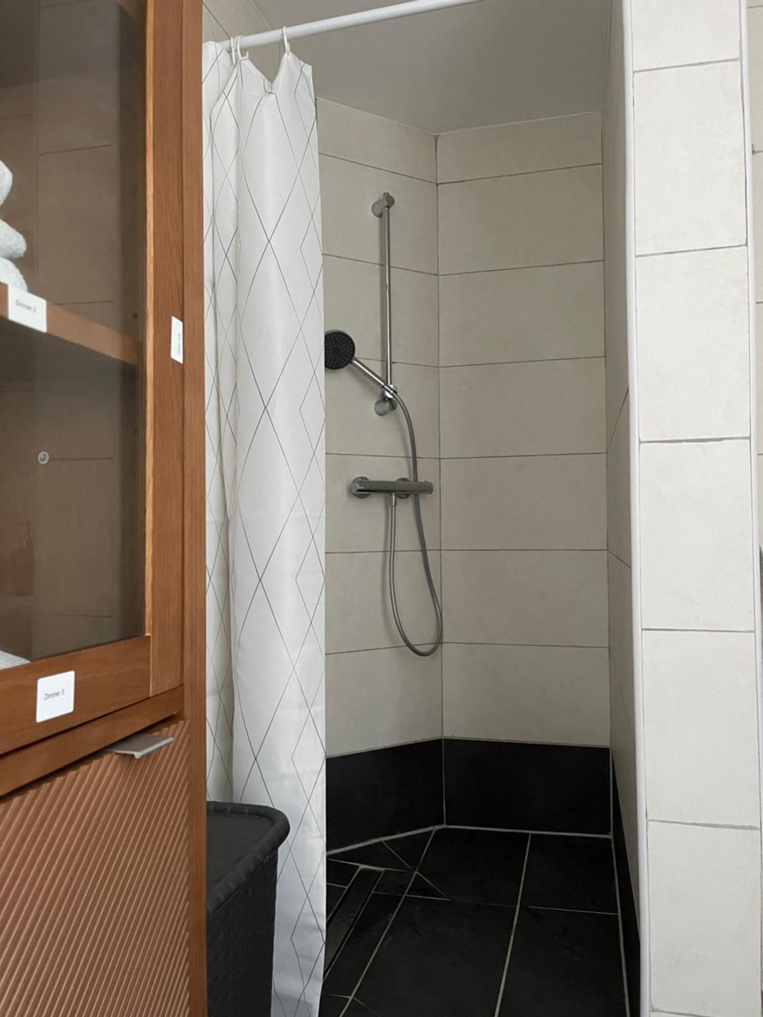 Luxurioeses Zimmer 10Min Zum Universitaet Кассель Экстерьер фото