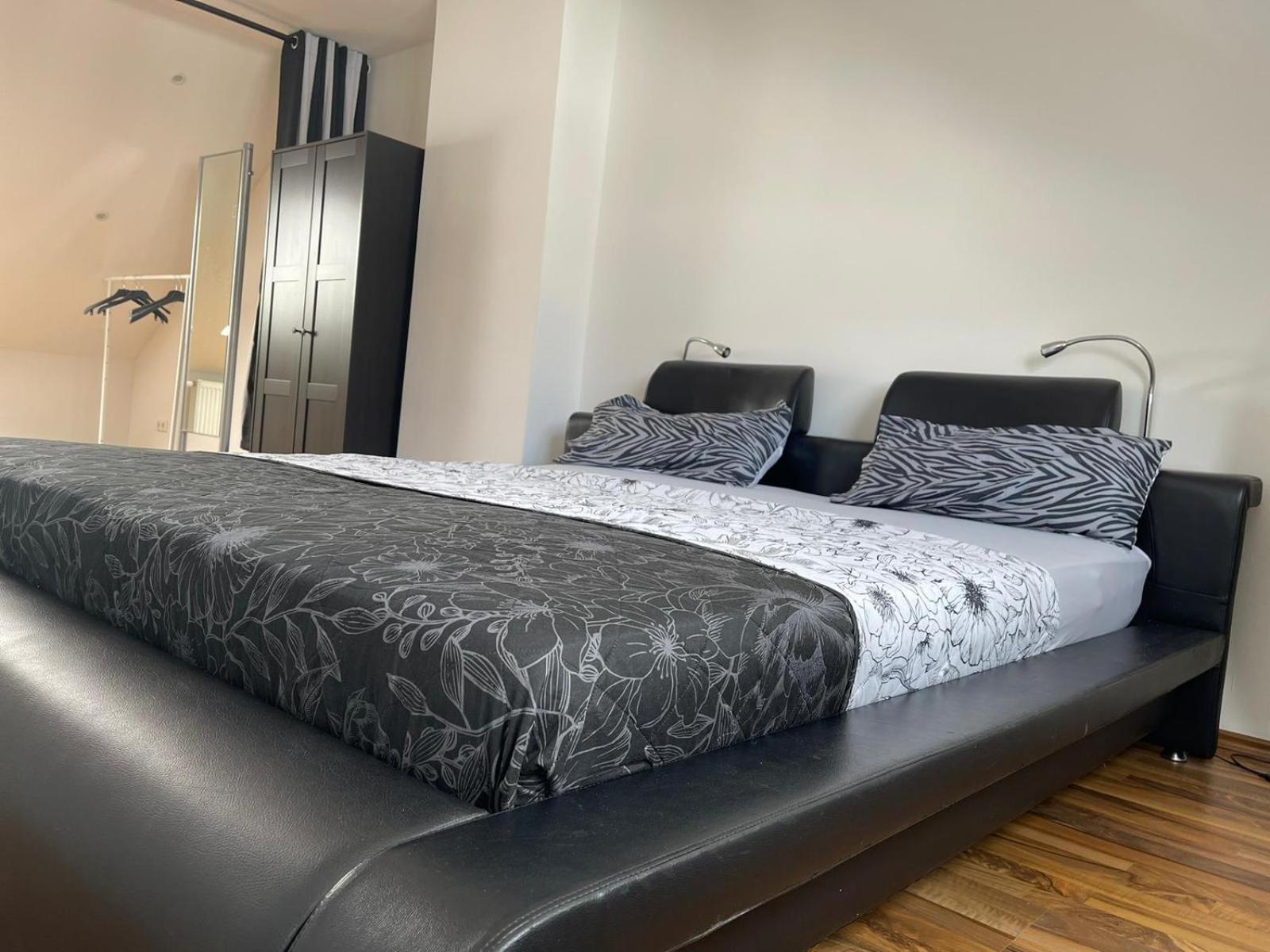 Luxurioeses Zimmer 10Min Zum Universitaet Кассель Экстерьер фото