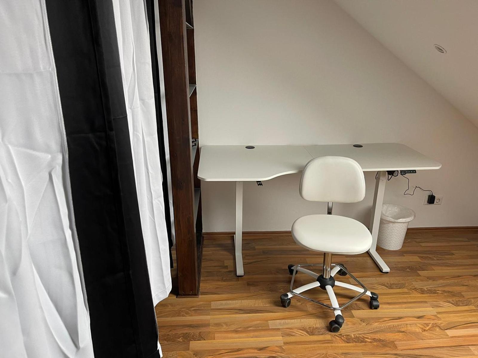 Luxurioeses Zimmer 10Min Zum Universitaet Кассель Экстерьер фото